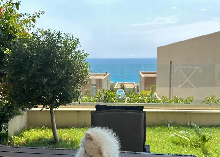 Pacific 2 Bedroom Villa Palase